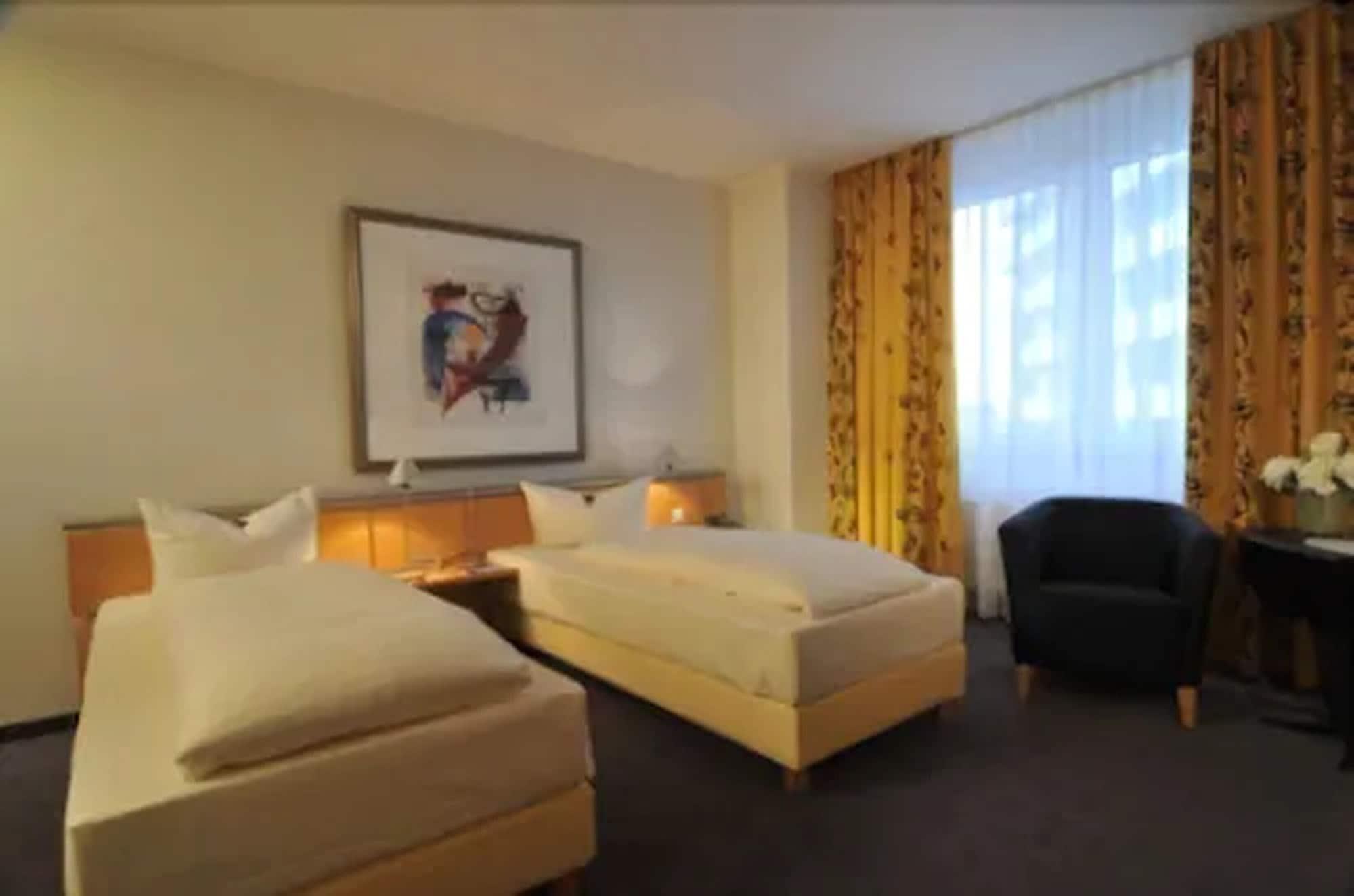 Best Western Hotel Im Forum Muelheim Mülheim an der Ruhr Екстериор снимка