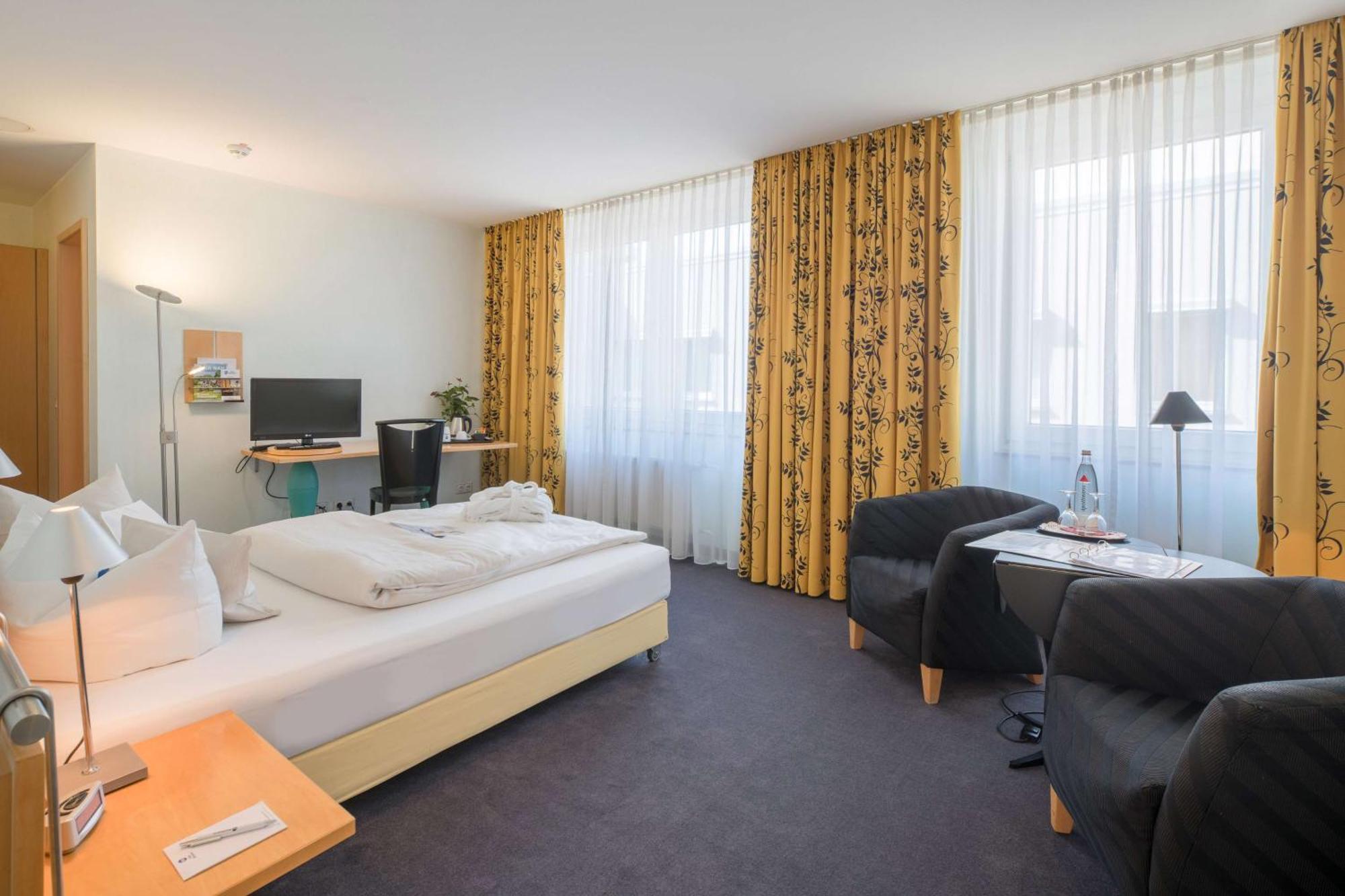 Best Western Hotel Im Forum Muelheim Mülheim an der Ruhr Екстериор снимка